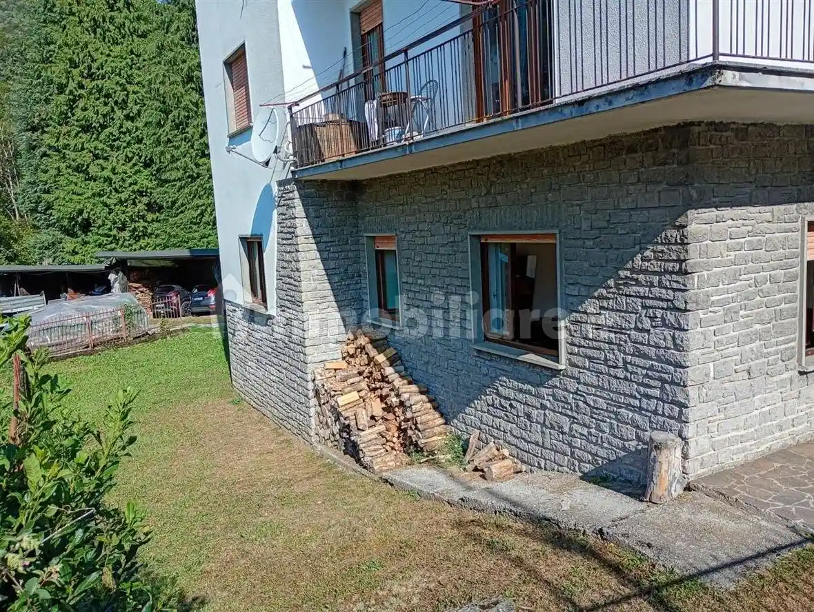 Appartamento in vendita a Serina