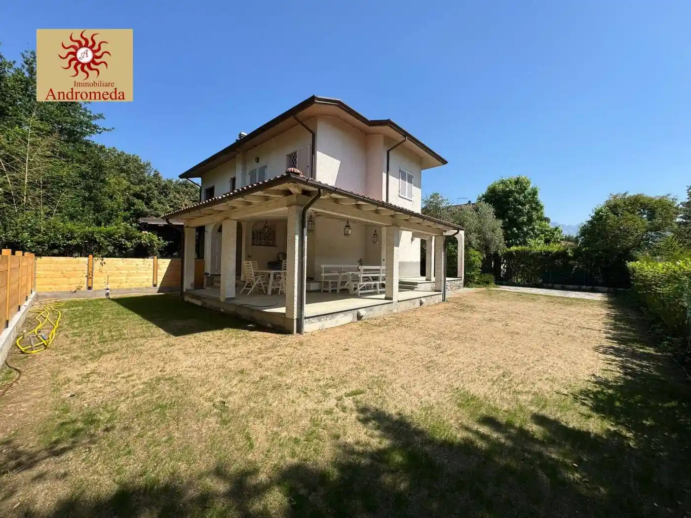 Villa in vendita a Forte dei Marmi