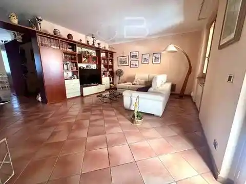 Villa in vendita a Monsummano Terme