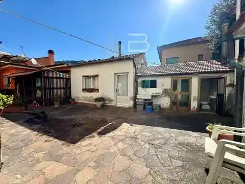 Villa in vendita a Monsummano Terme