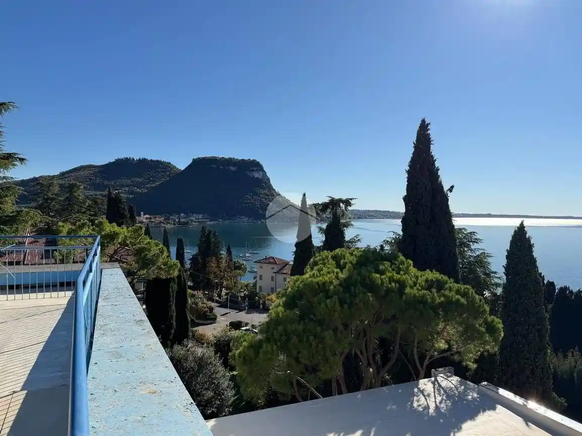 Appartamento in vendita a Garda
