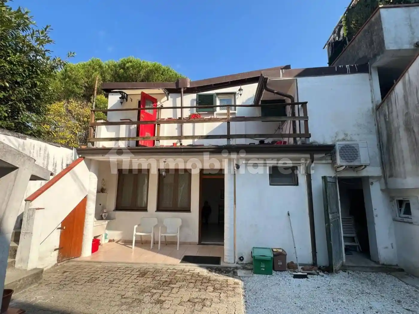 Casa indipendente in vendita a Massa