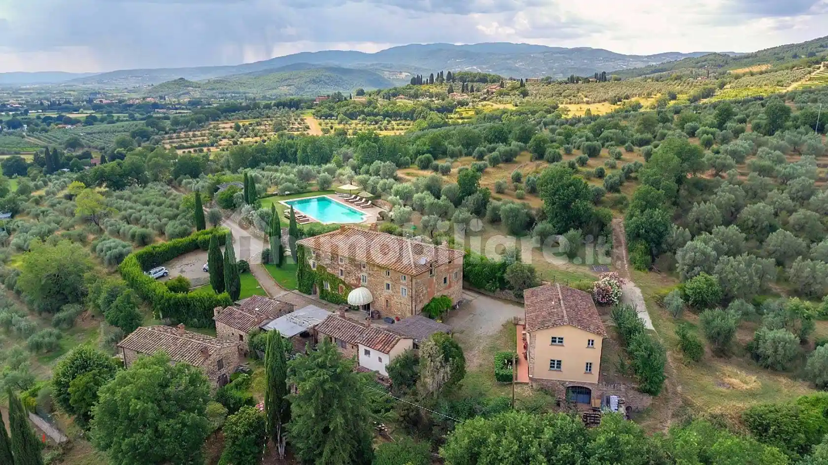 Rustico - Casale in vendita a Arezzo
