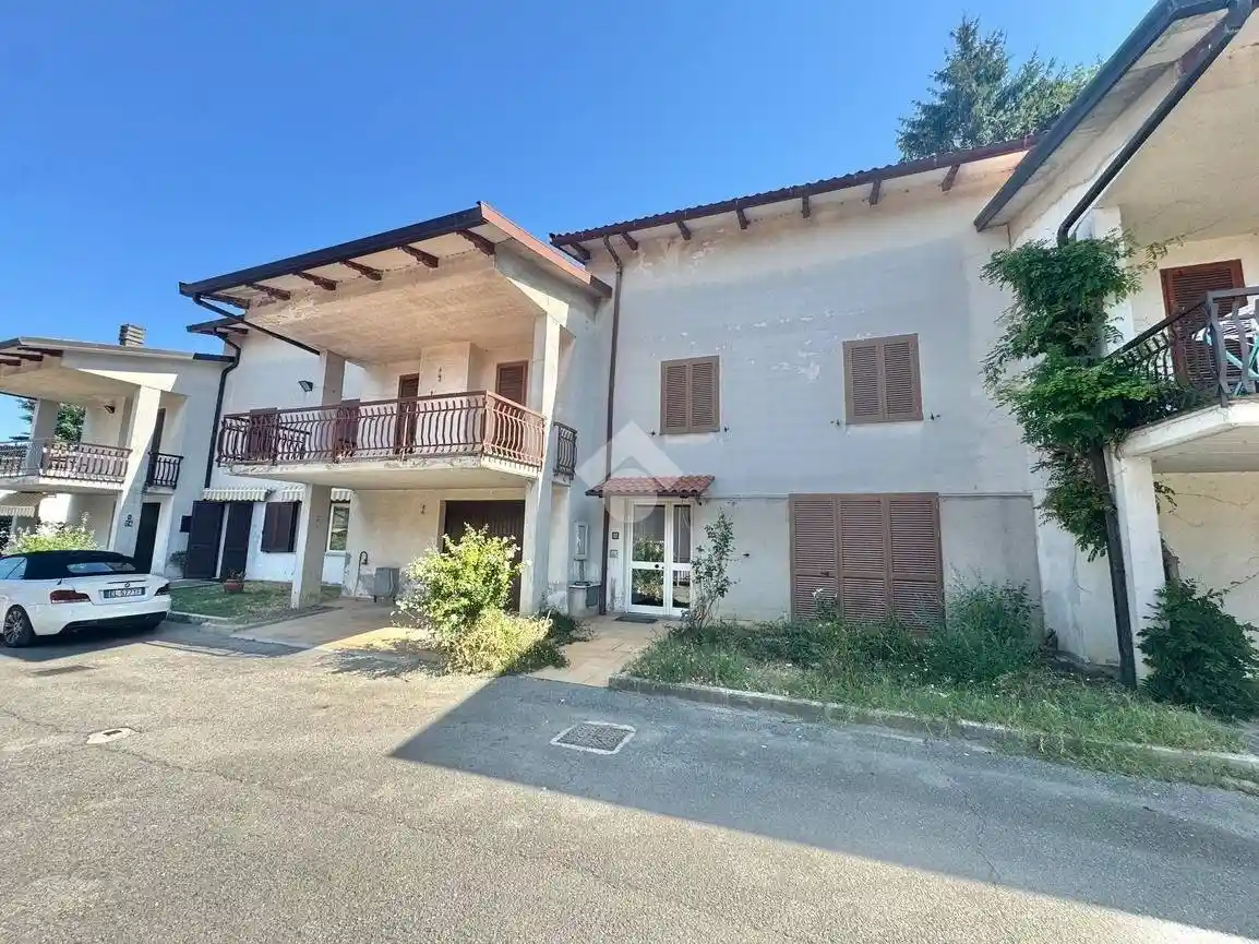 Villa in vendita a Valfabbrica