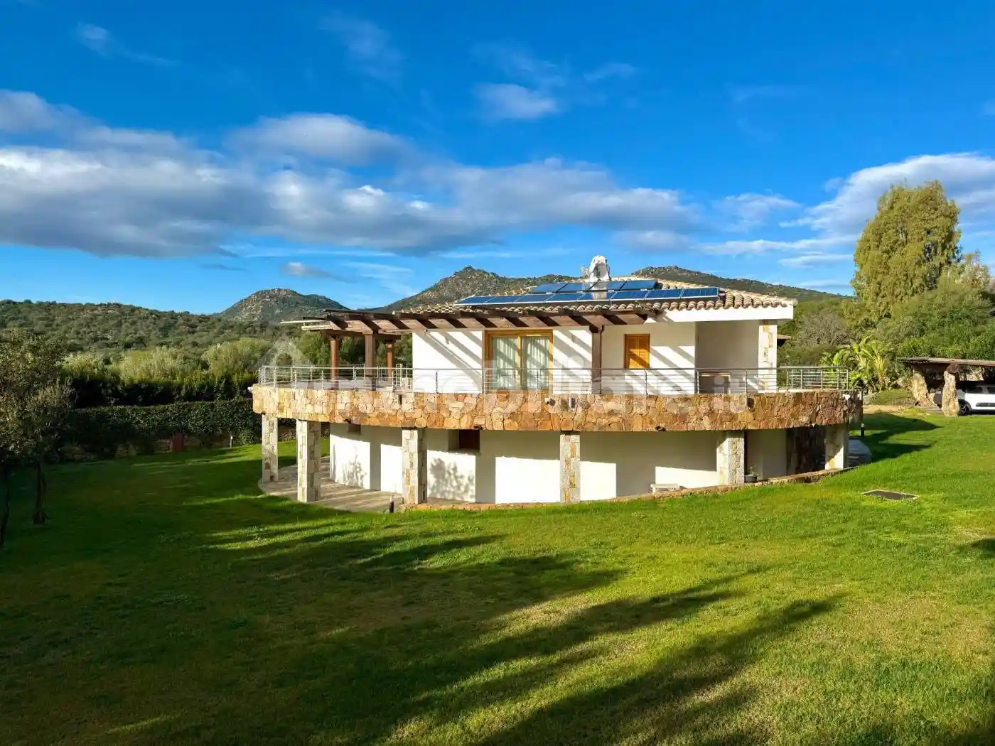 Villa in vendita a San Teodoro