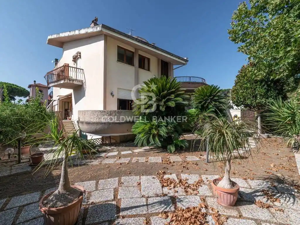 Villa in vendita a Santa Marinella