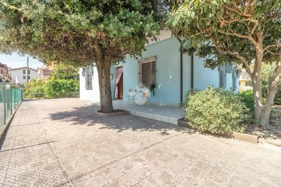 Casa indipendente in vendita a Ravenna