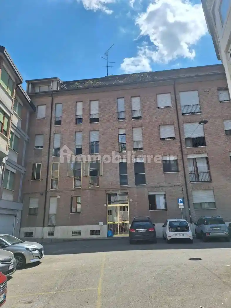 Palazzo - Edificio in vendita a Ferrara