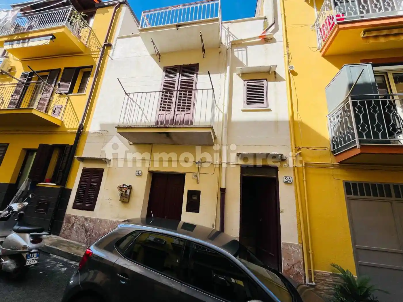 Casa indipendente in vendita a Campofelice di Roccella