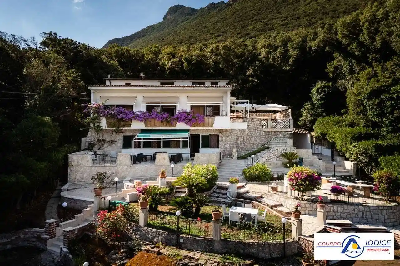Villa in vendita a San Felice Circeo