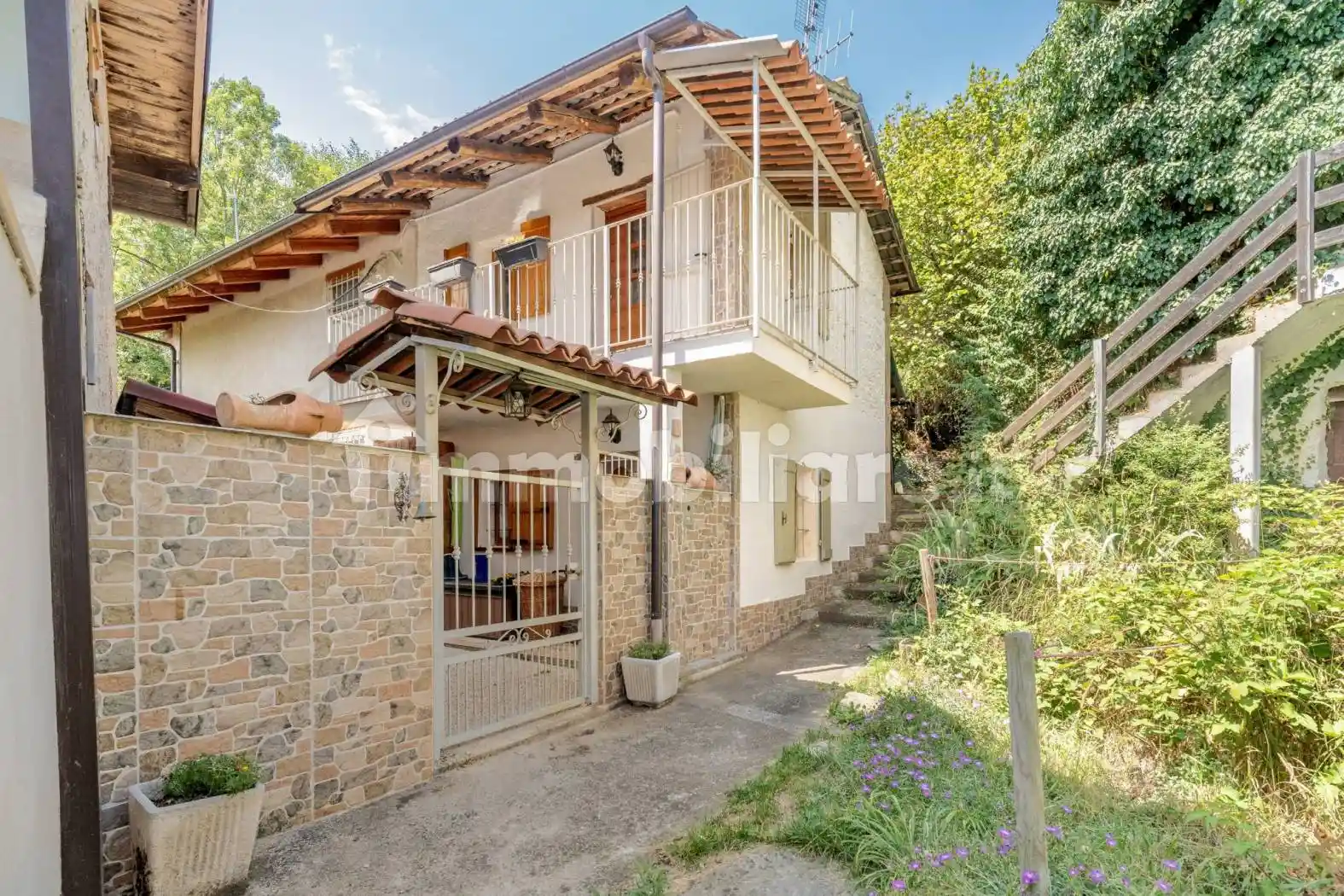 Casa indipendente in vendita a Sanfront