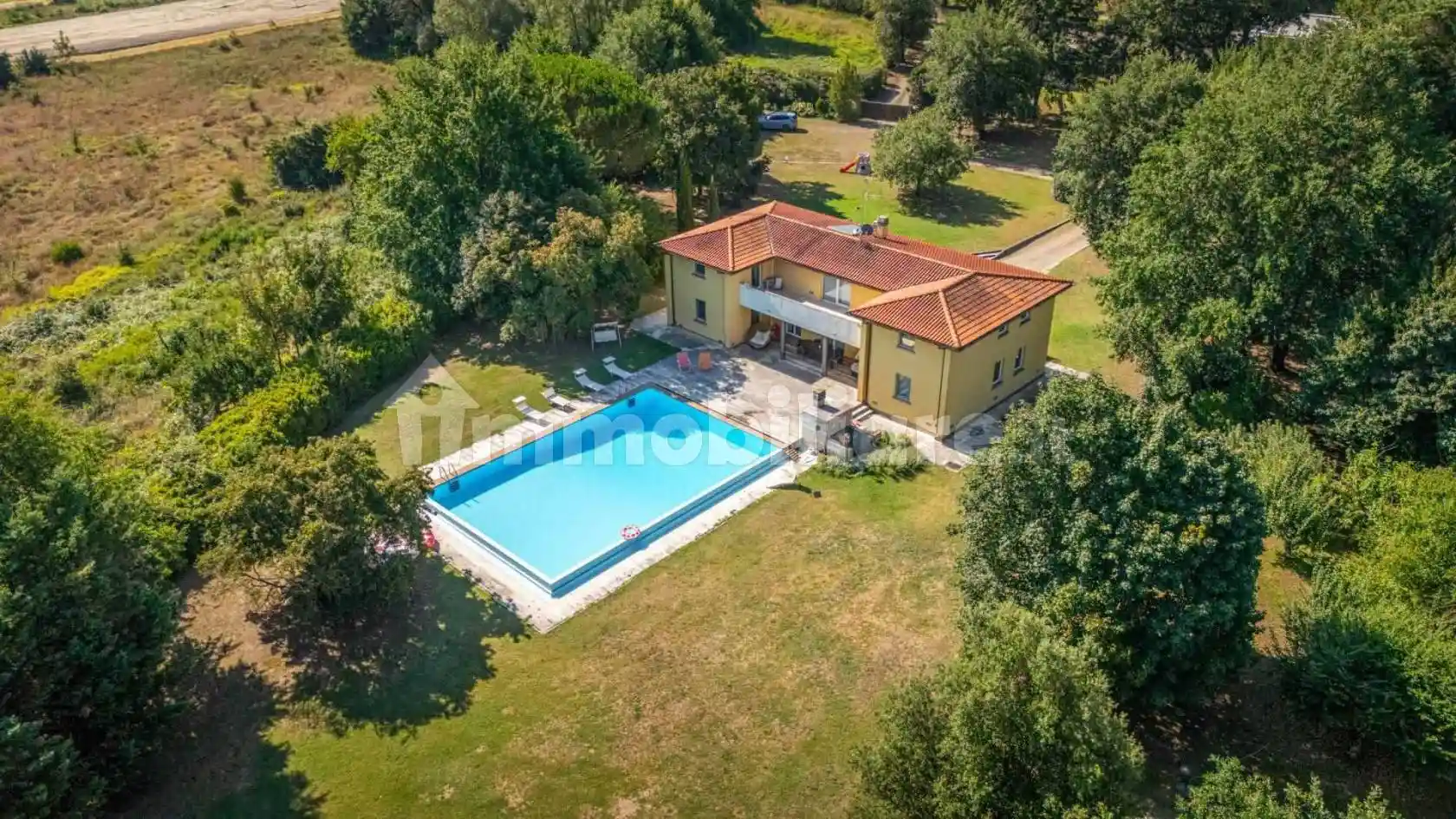 Villa in vendita a Arezzo