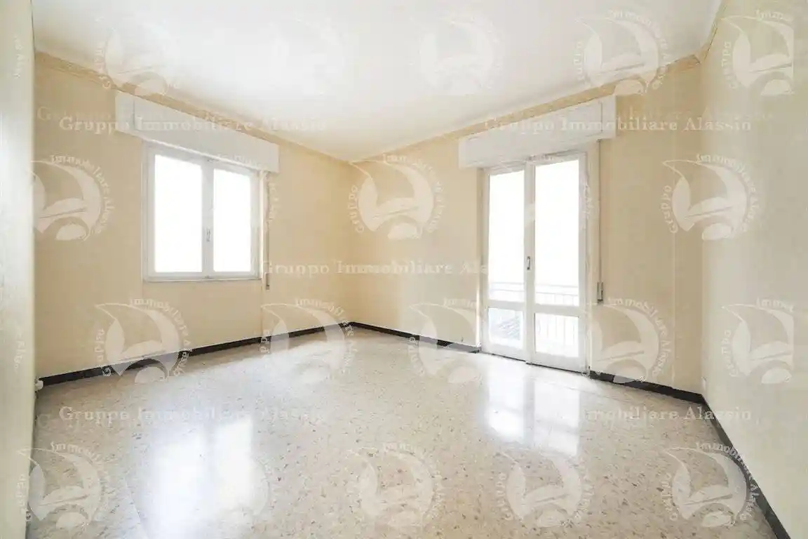 Appartamento in vendita a Alassio