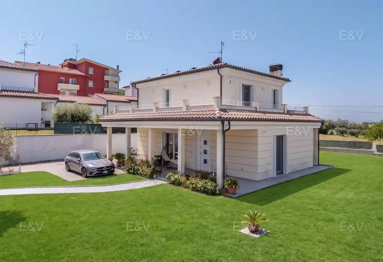 Villa - foto 2