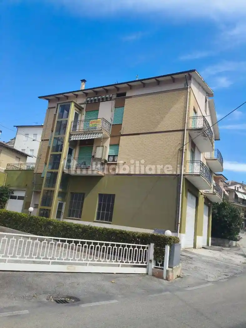 Appartamento in affitto a Monte San Giusto