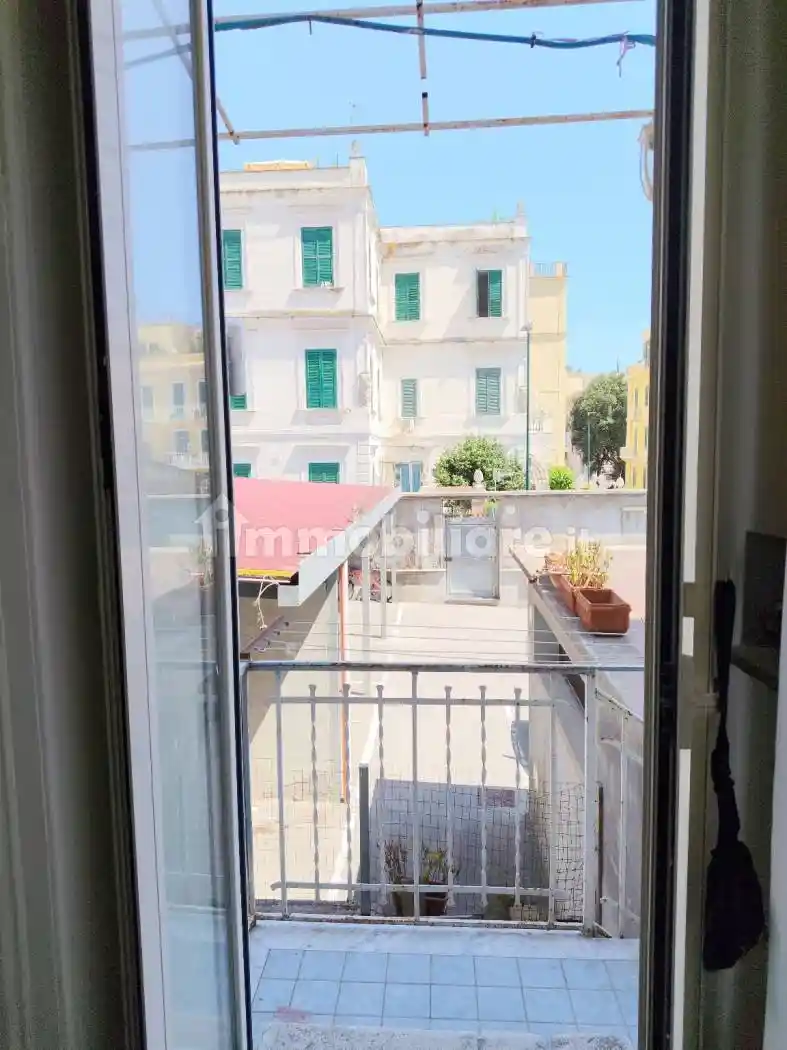 Appartamento in affitto a Napoli
