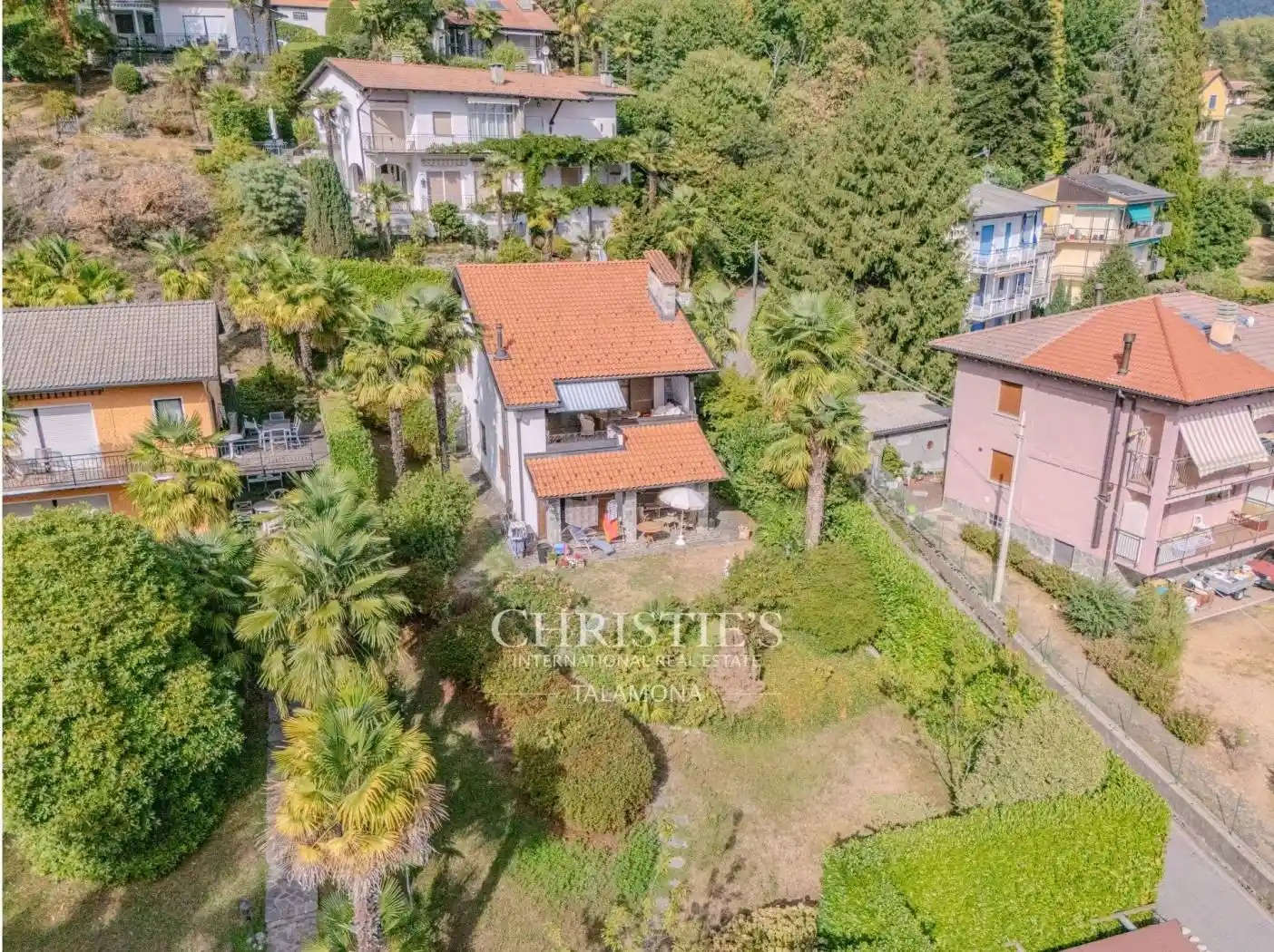 Villa in vendita a Agra