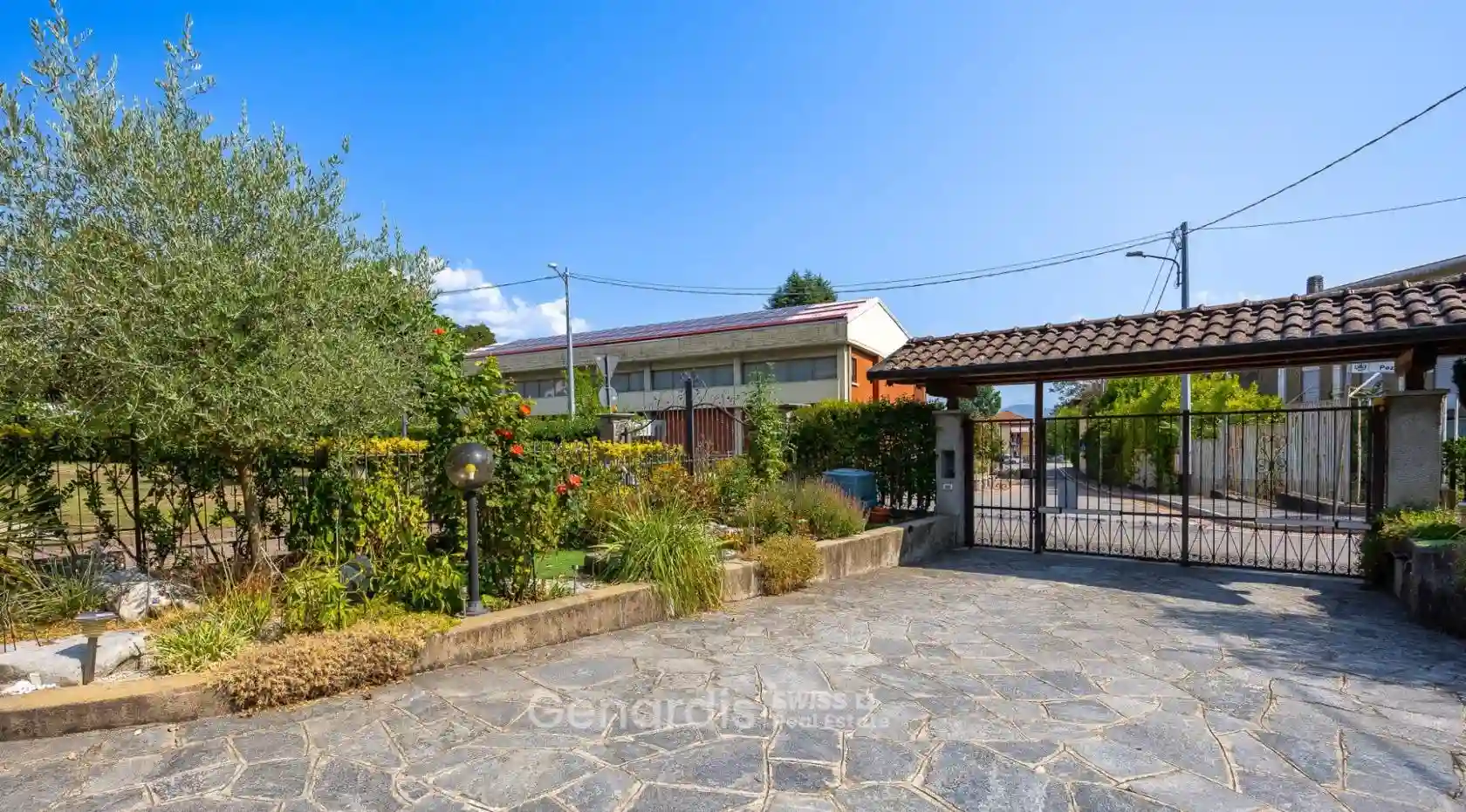 Villa - foto 2