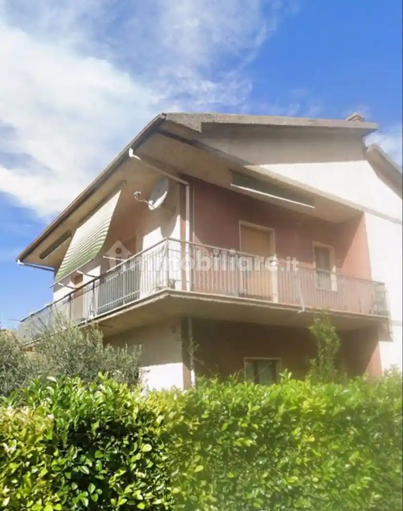 Villa in affitto a Rieti