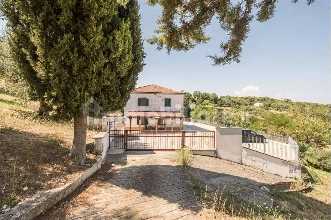 Villa in vendita a Città Sant'Angelo