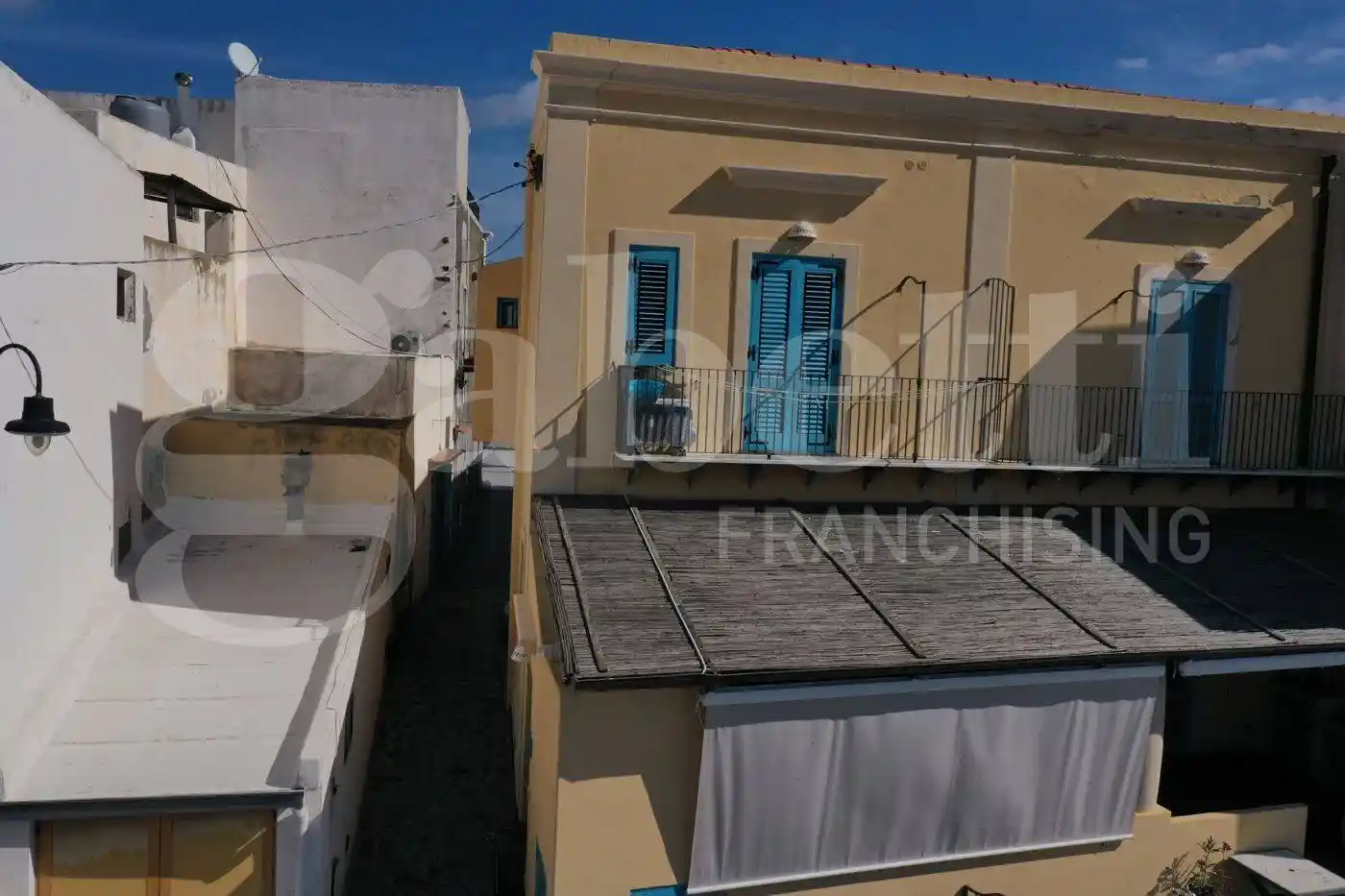 Casa indipendente in vendita a Santa Marina Salina