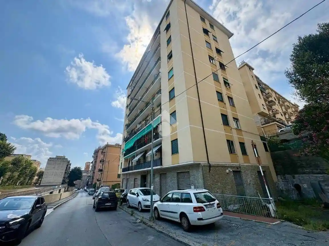 Appartamento in vendita a Genova