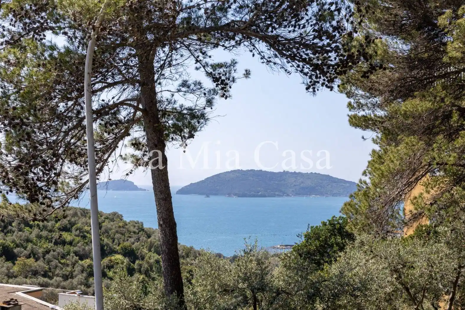 Appartamento in vendita a Lerici