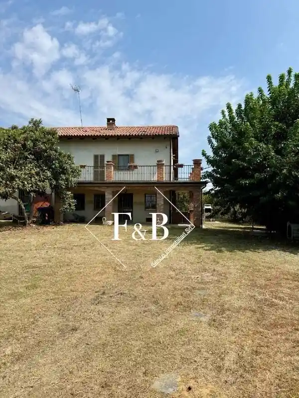 Rustico - Casale in vendita a Altavilla Monferrato