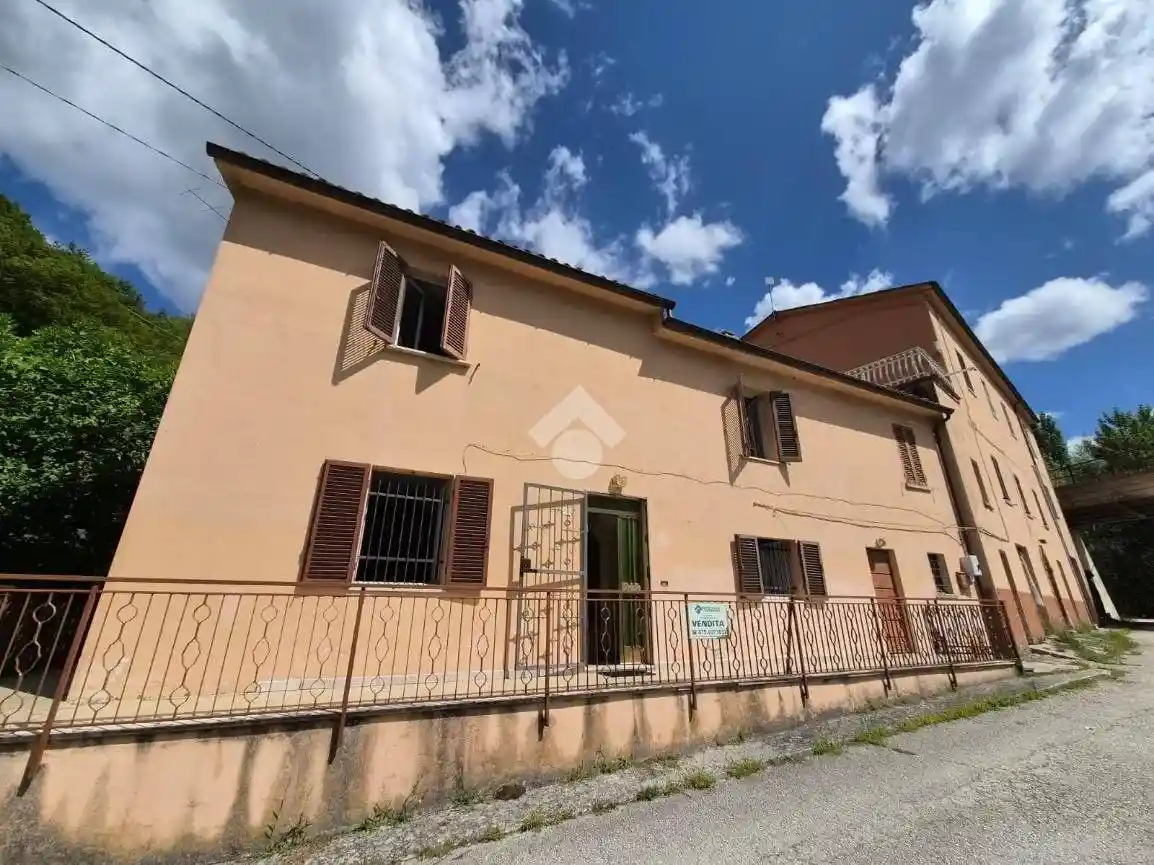 Casa indipendente in vendita a Gubbio