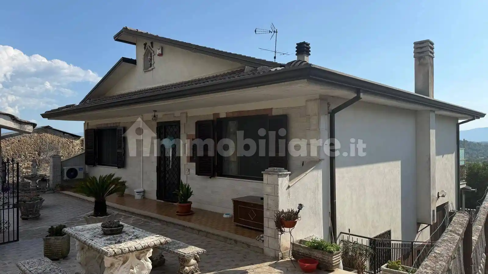 Villa in vendita a Monte San Giovanni Campano