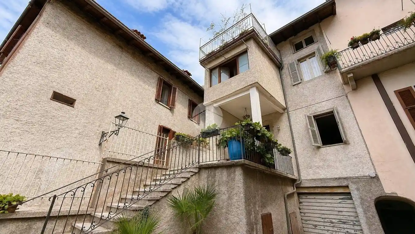 Casa indipendente in vendita a Bienno