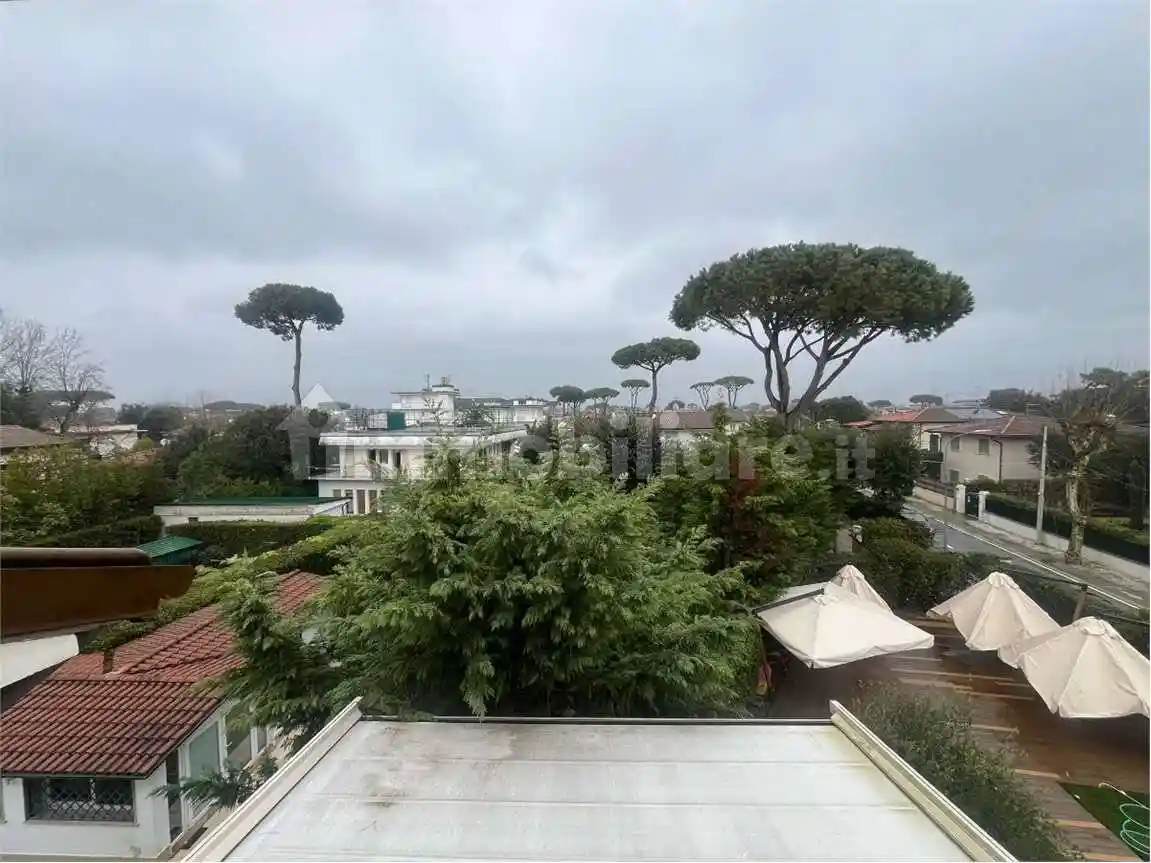 Appartamento in vendita a Forte dei Marmi