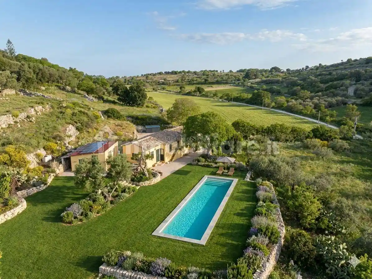 Casa indipendente in vendita a Modica