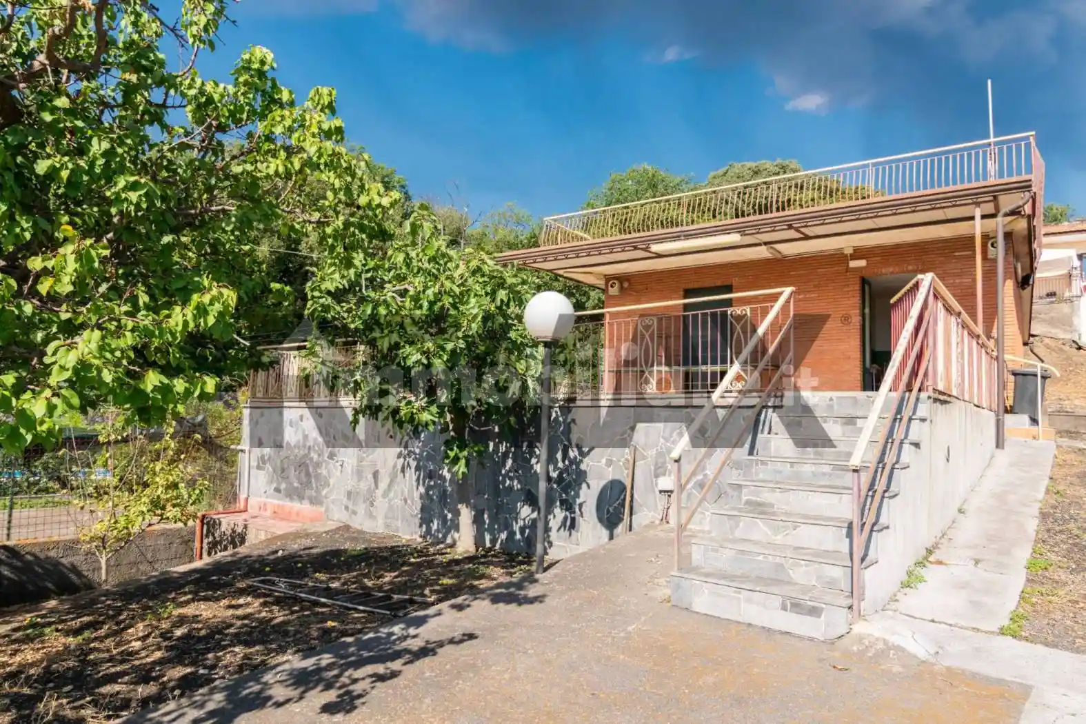 Casa indipendente in vendita a Zafferana Etnea