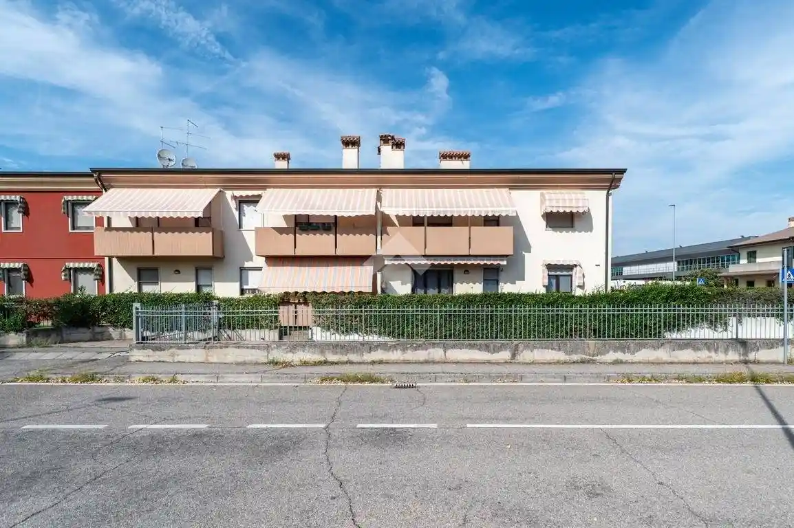 Appartamento in vendita a Villafranca di Verona