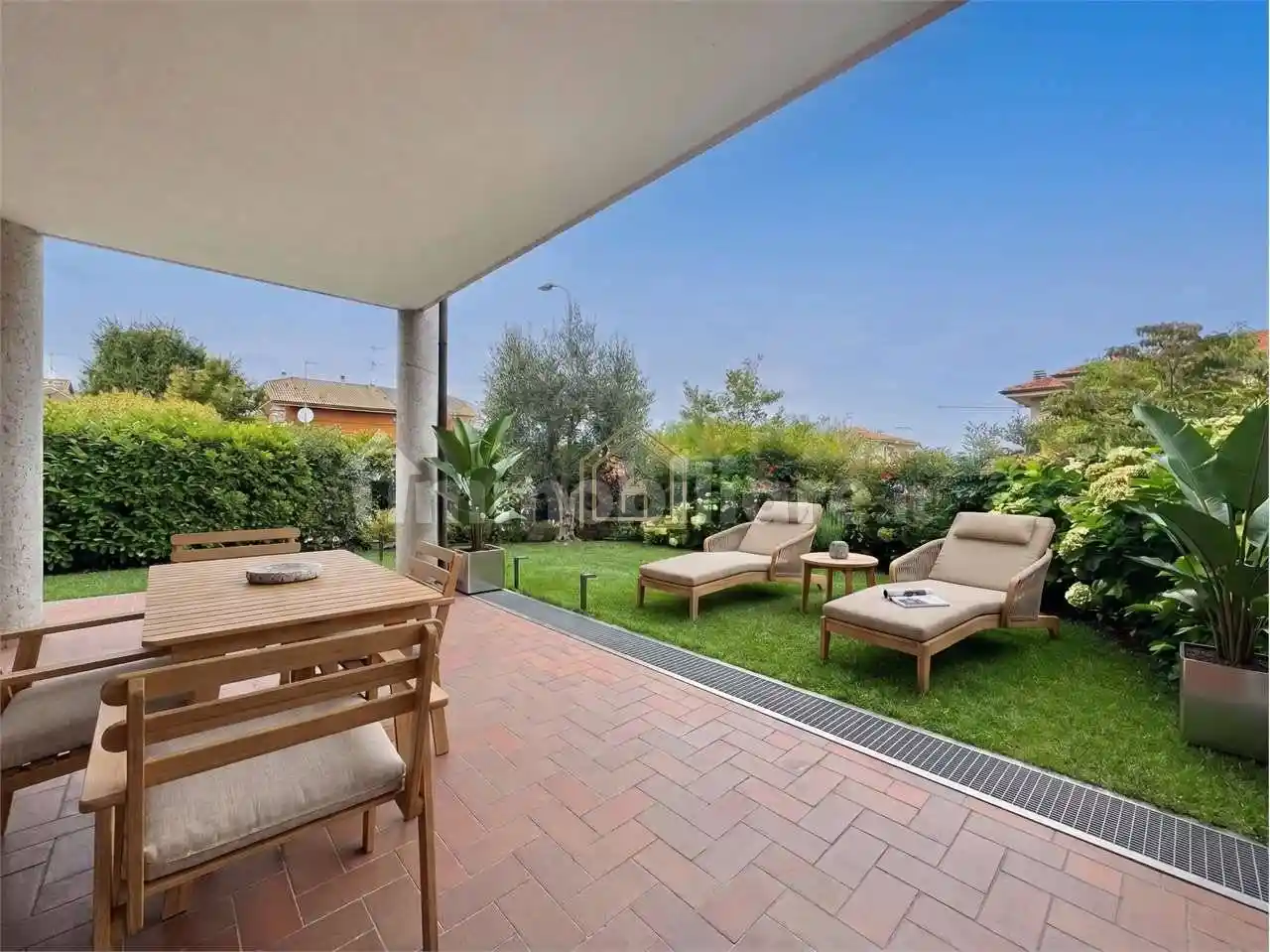 Villa in vendita a Desenzano del Garda