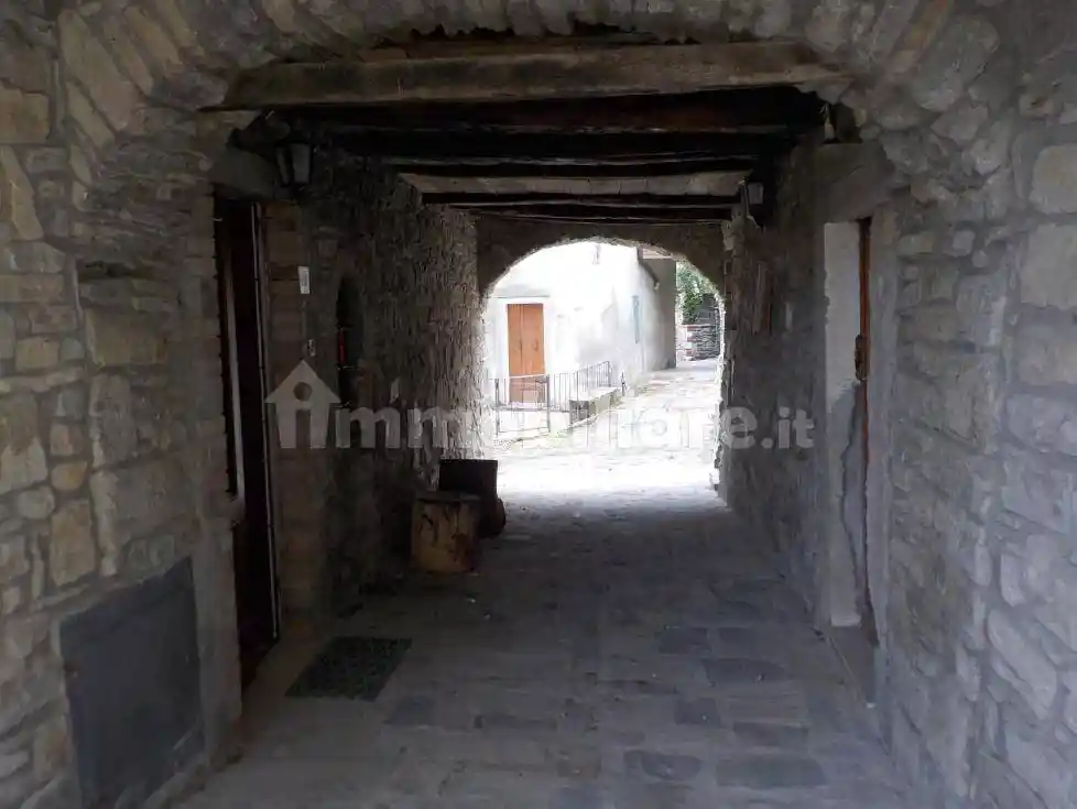 Appartamento in vendita a San Benedetto Val di Sambro
