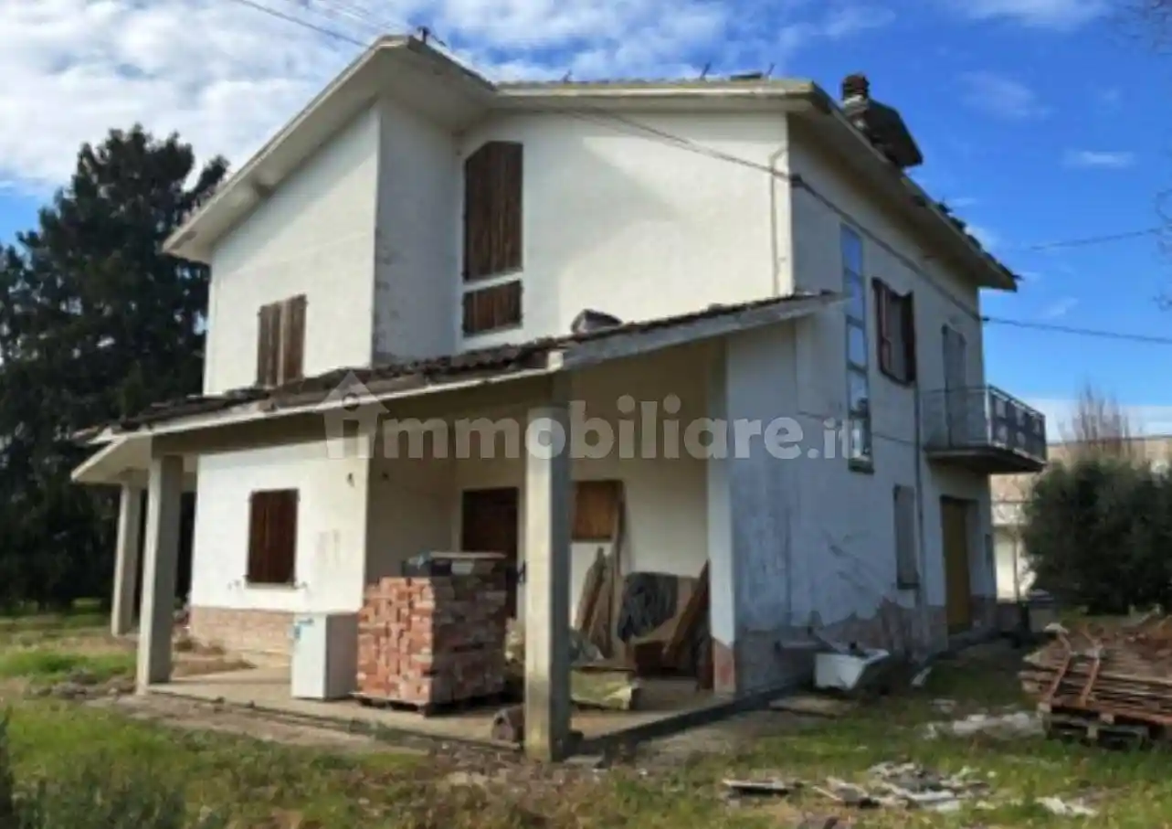 Villa in vendita a Finale Emilia