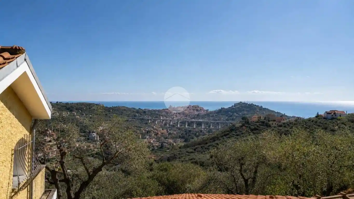 Villa in vendita a Imperia