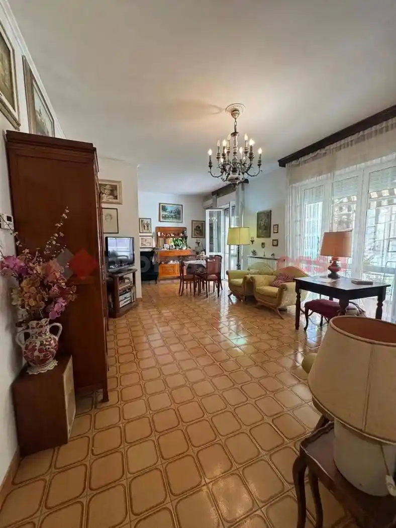 Appartamento in vendita a Livorno