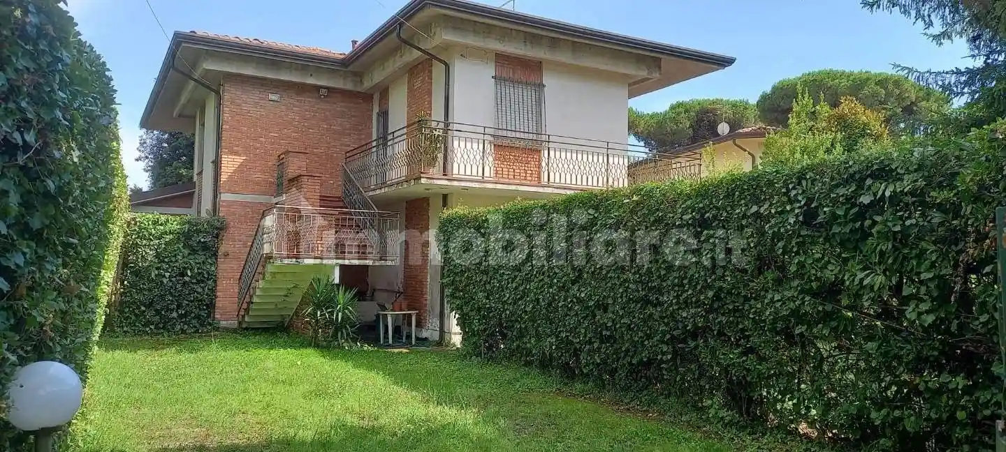 Villa in vendita a Massa