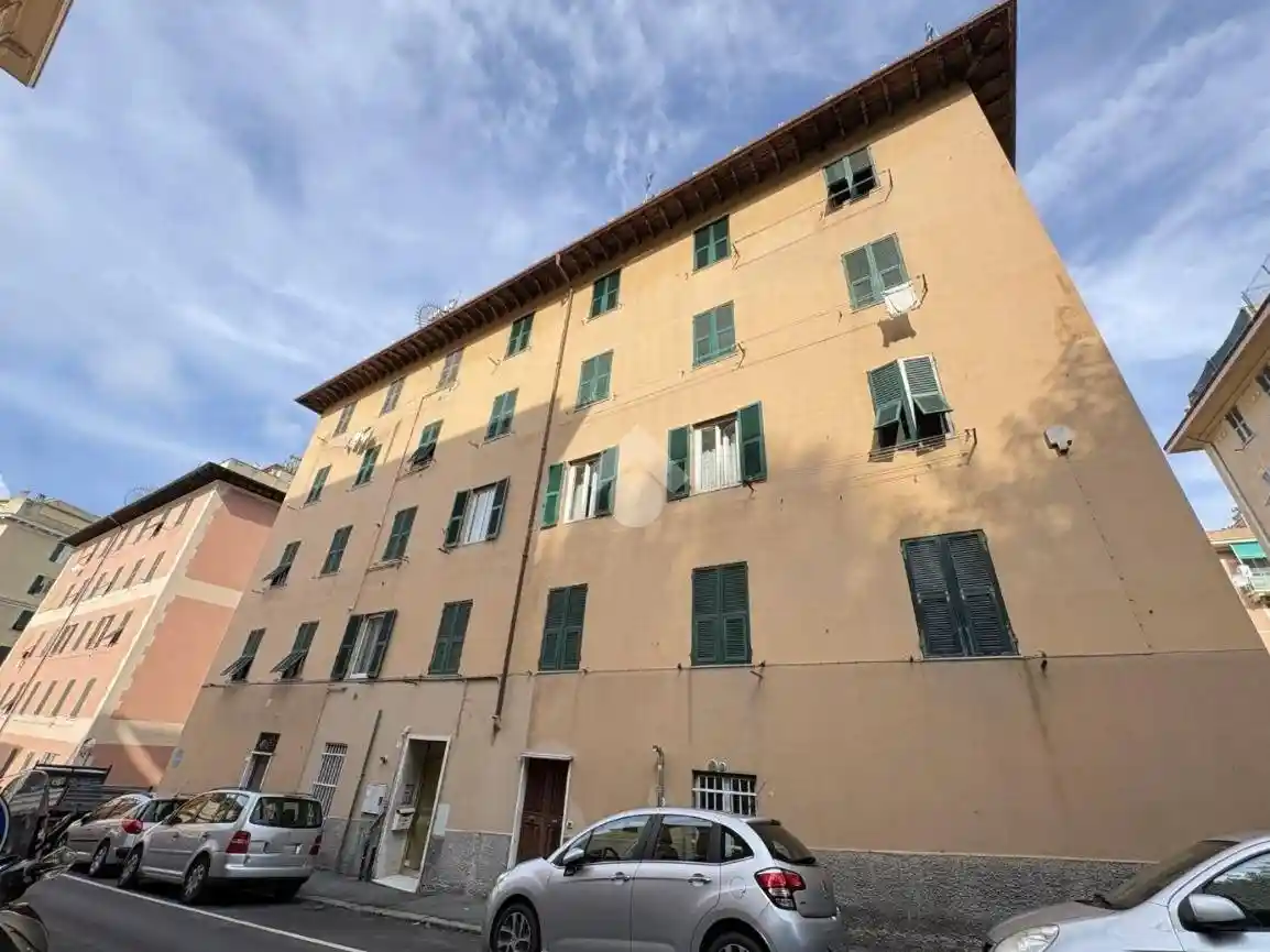 Appartamento in vendita a Genova