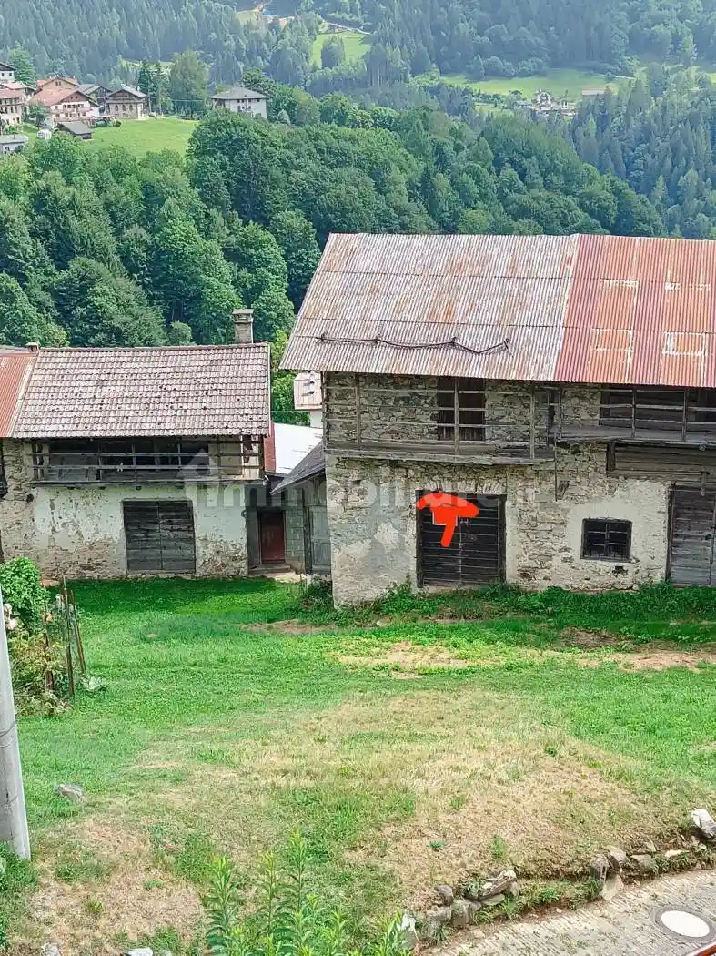 Casa indipendente in vendita a Canal San Bovo