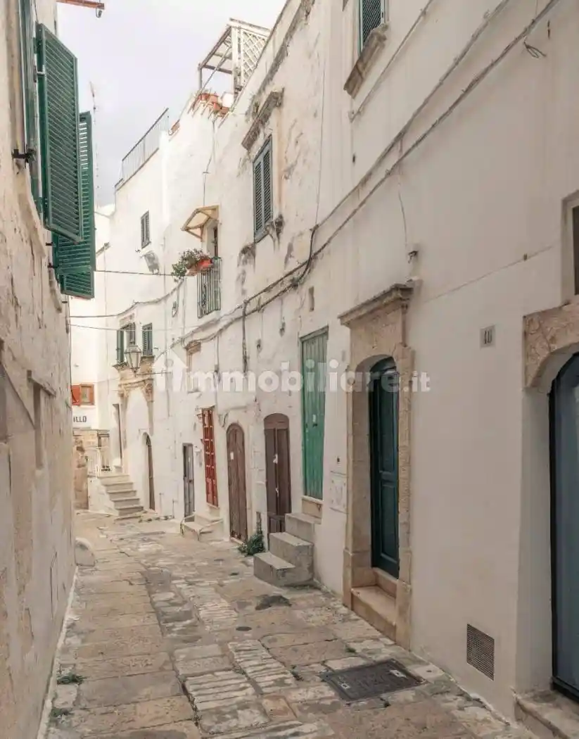 Palazzo - Edificio in vendita a Ostuni