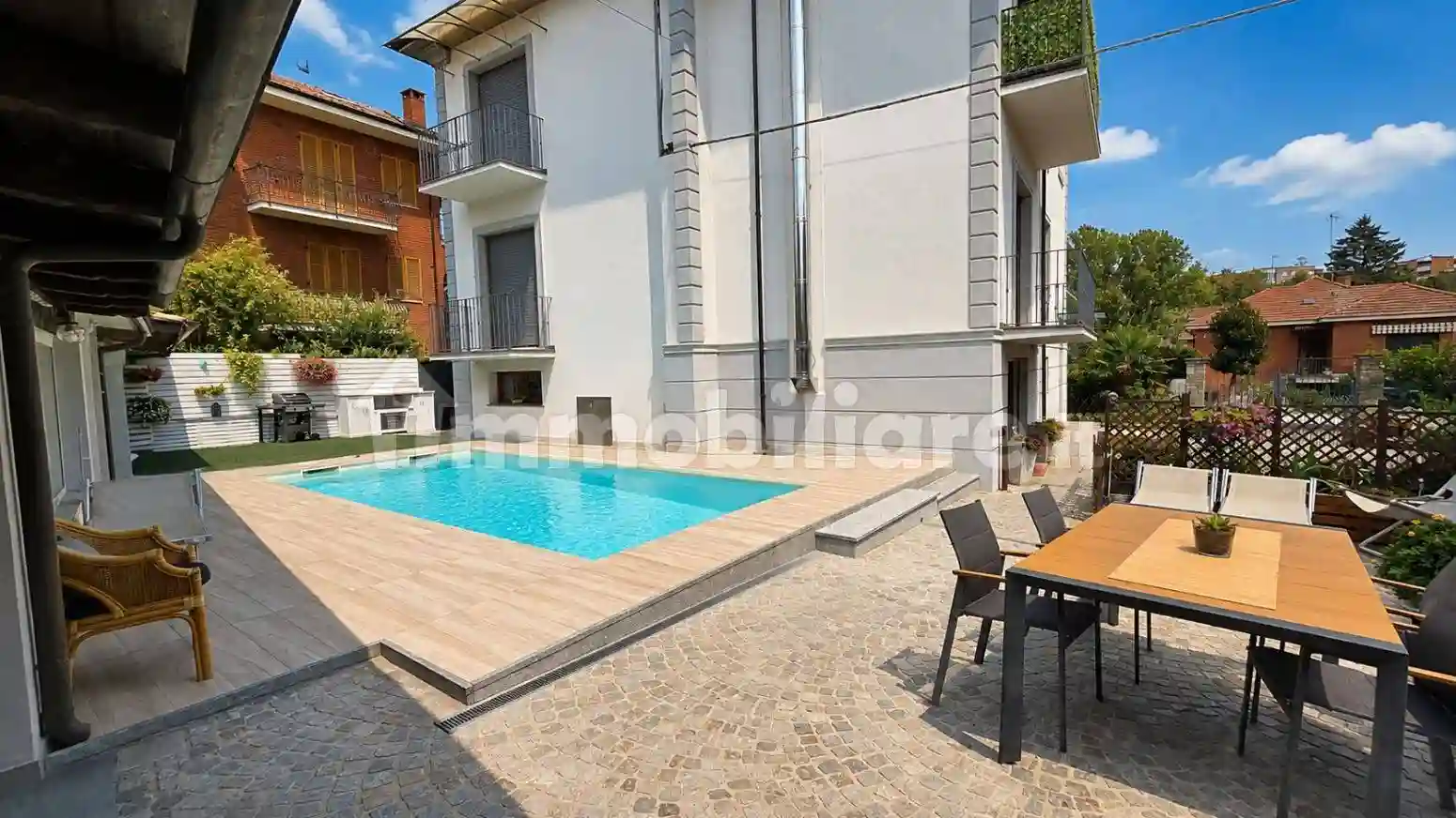 Villa - foto 2