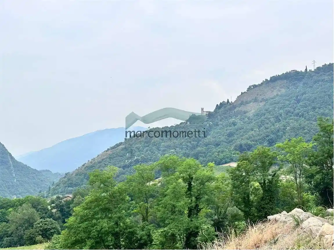 Casa indipendente in vendita a Vittorio Veneto