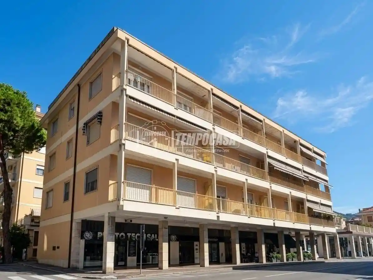 Appartamento in vendita a Andora