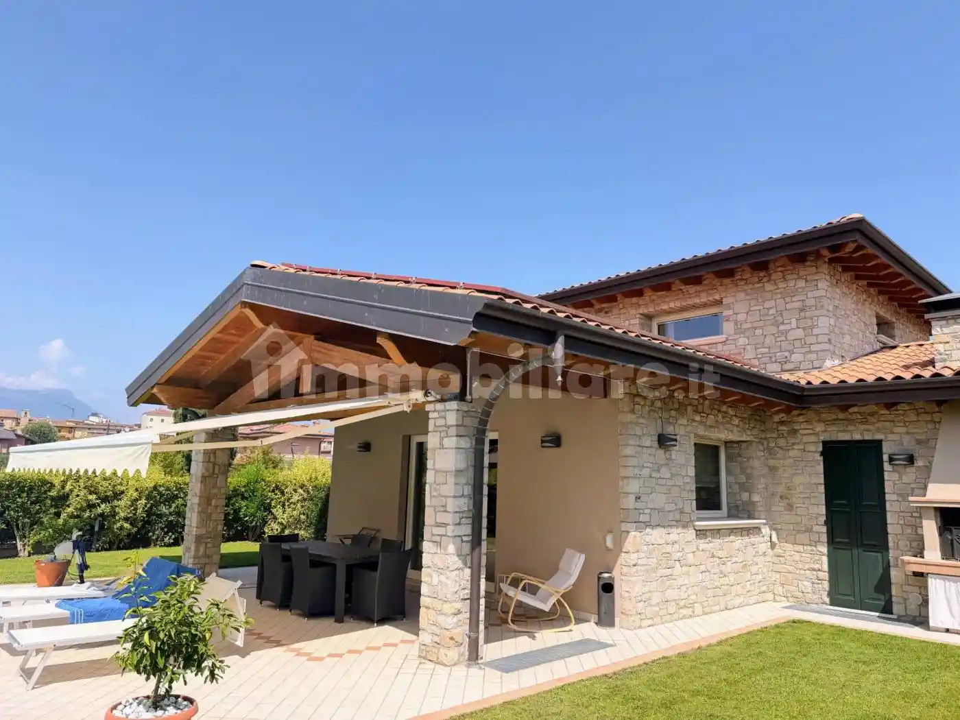 Villa in vendita a Salò