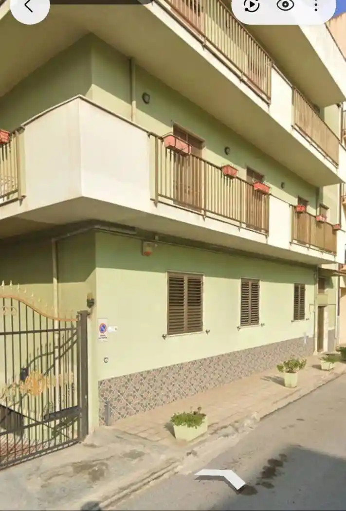 Palazzo - Edificio in vendita a Villa San Giovanni