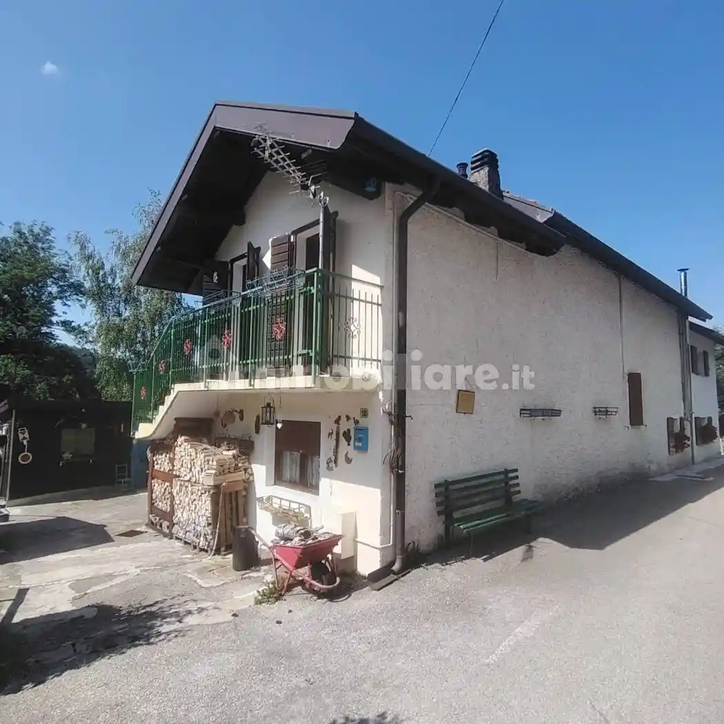 Casa indipendente in vendita a Limana